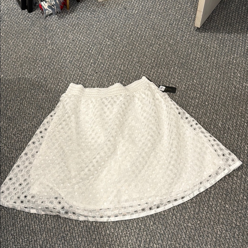 Women’s Metrowear New York White lined Lace Skirt Sz 1X NWT
